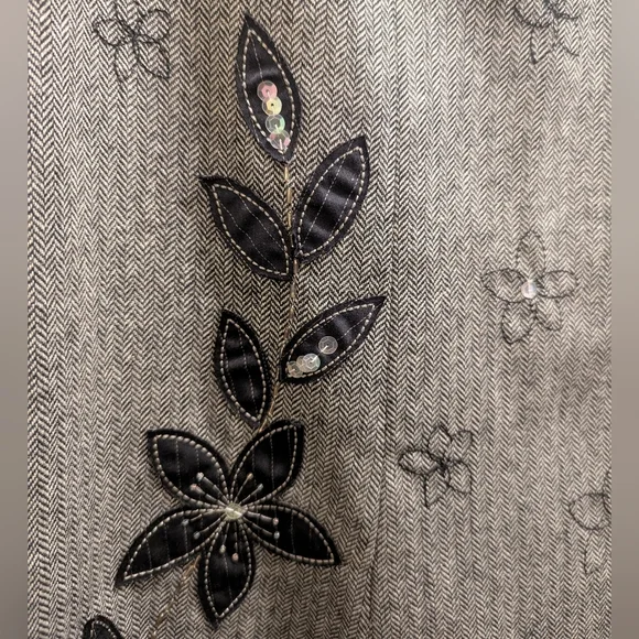 Jones New York Country Wool Blend Black/White Herringbone Embroidered Skirt- 6 - Picture 4 of 12